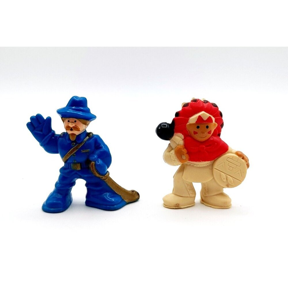 Lincoln Logs FRONTIER FORT Soldier & Indian Figures Lot of 2